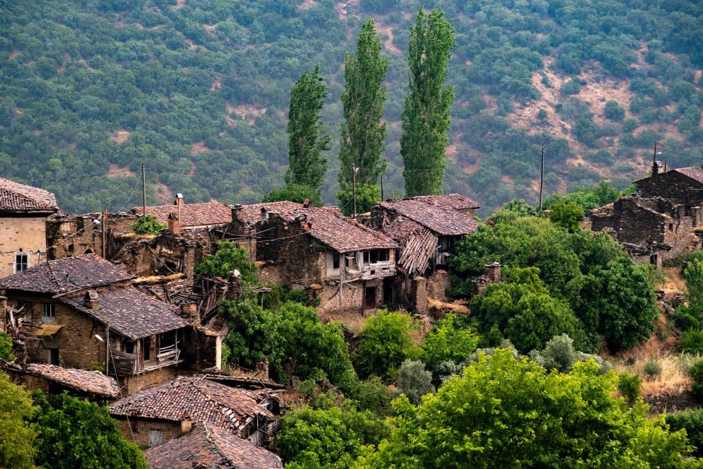 Lübbey Köyü, Ödemiş: 1 saat 45 dakika