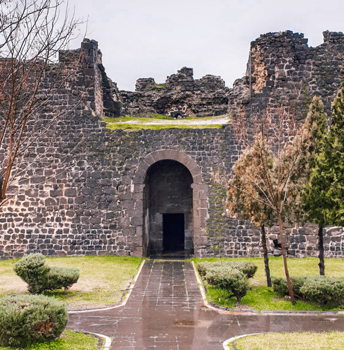 Diyarbakır Kalesi ve Diyarbakır Surları