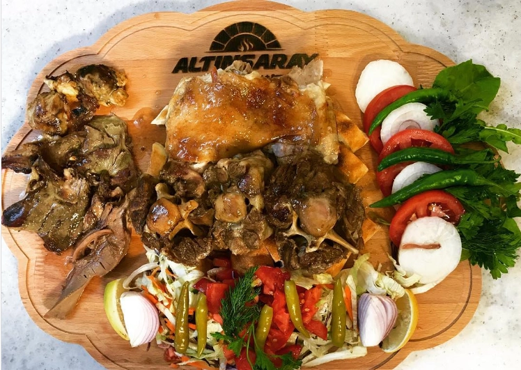 Öne Çıkan Lezzet: Pöç Tandır, Pöç Çorbası, Paça Çorbası