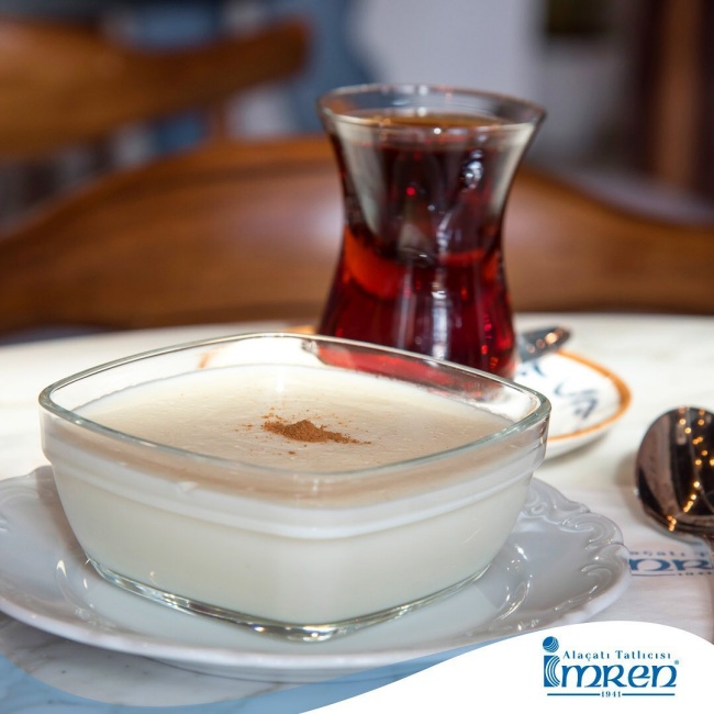 Alaçatı Dondurmacısı (Selanik Pastanesi)