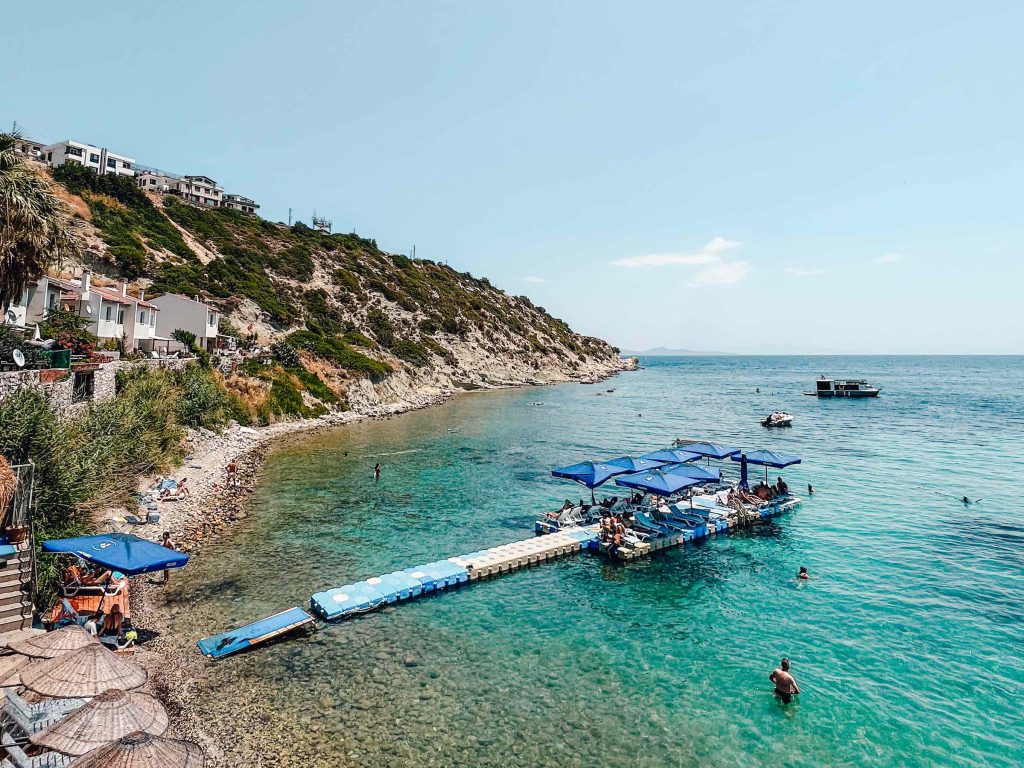 Mimoza Koyu Plajı, Karaburun
