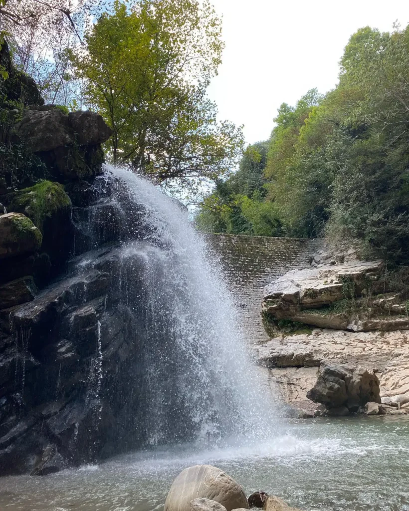 Maden Deresi