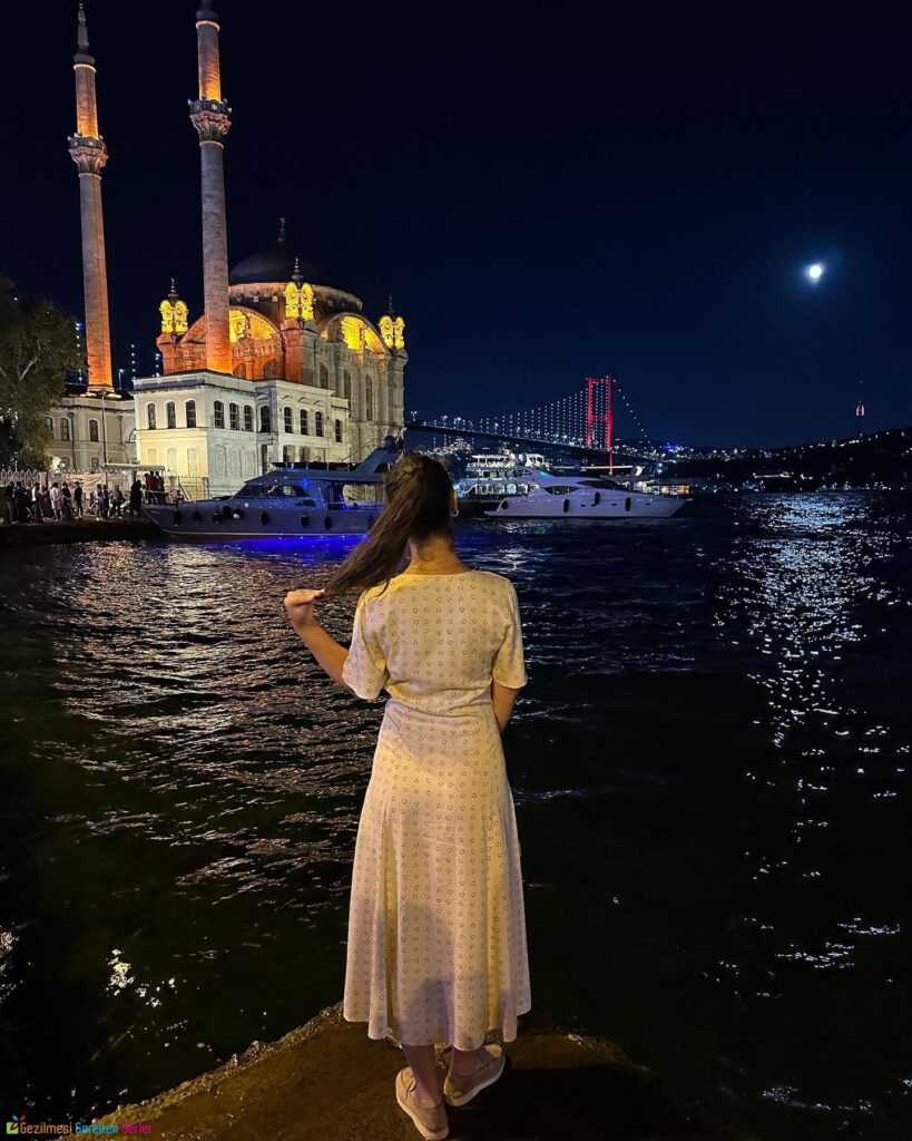 Ortaköy Sahili