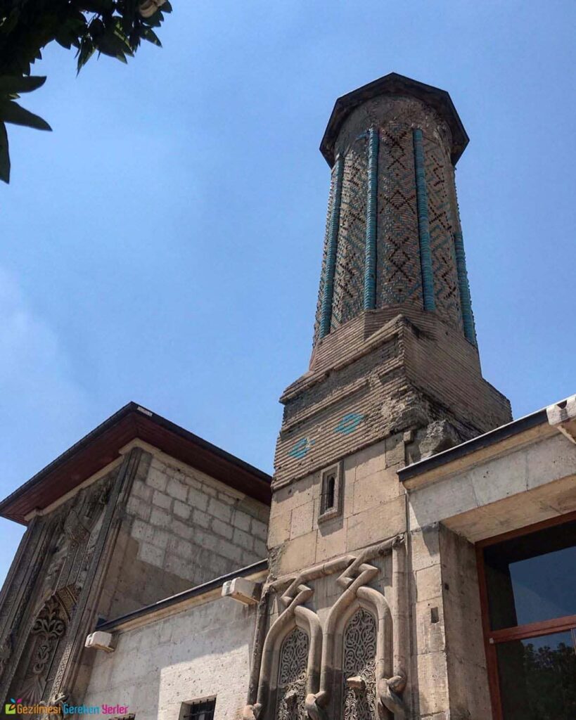 İnce Minareli Medrese