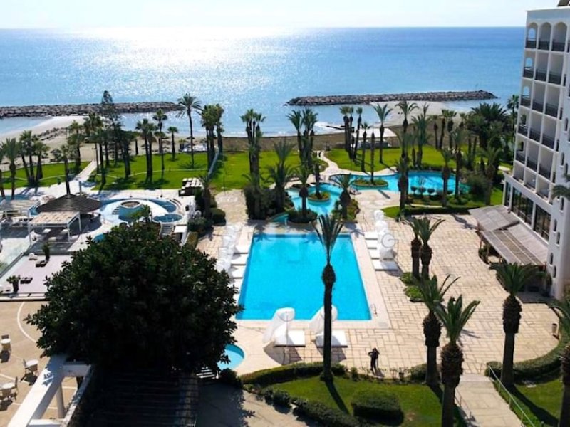 Sandy Beach Hotel